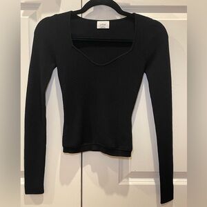 Aritzia Wilfred Tuscany Sweater Black Sz: XS NWOT